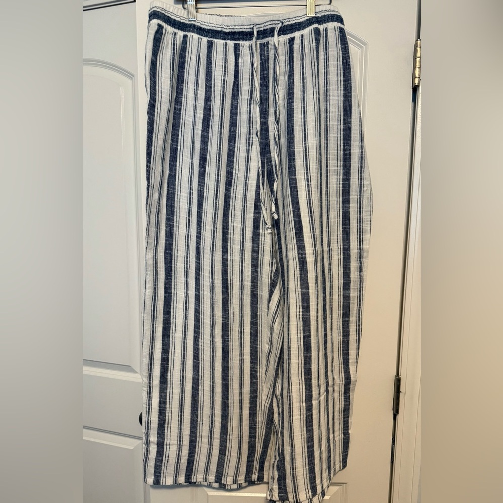 Blue and white stripped linen pants
